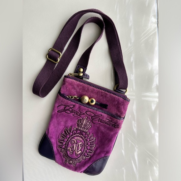 Vintage Juicy Couture Purple Velour Crossbody Bag Purse w/ Zipper Pockets Y2K - Picture 3 of 8